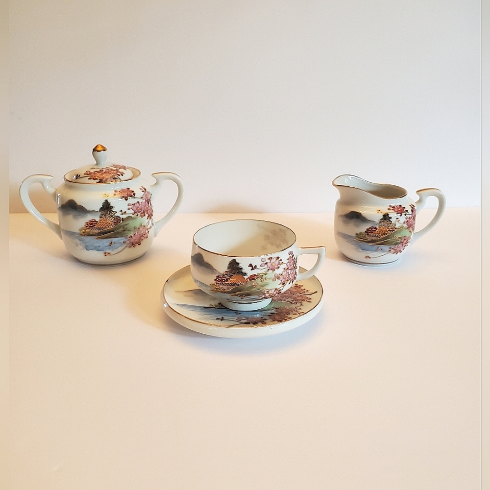 Vintage lithopane tea set